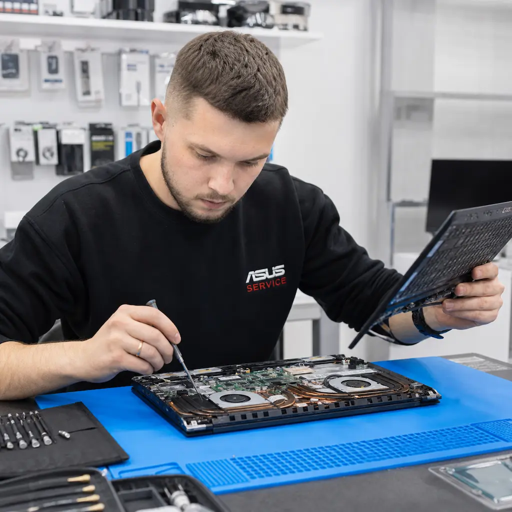 заменить клавиатуру на ноутбуке Asus в Кстово